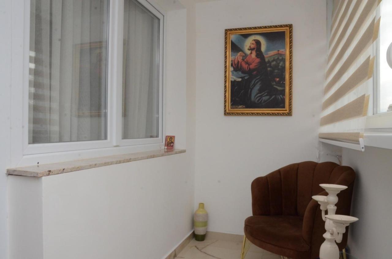 Centar 5 Star Leilighet Kraljevo Eksteriør bilde
